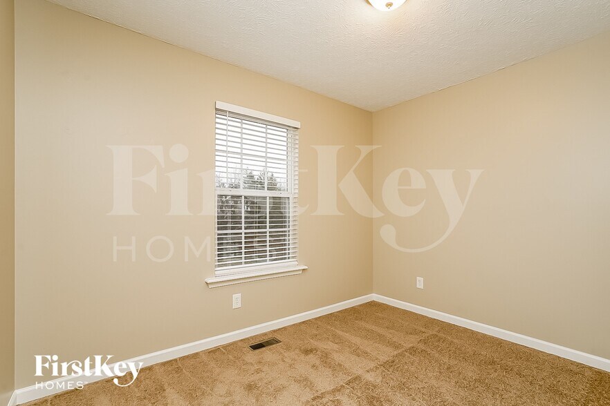 Building Photo - 1415 Tuffnell Dr