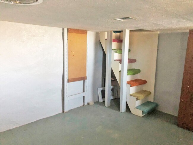 Building Photo - 100 N Sgt Gonzalez
