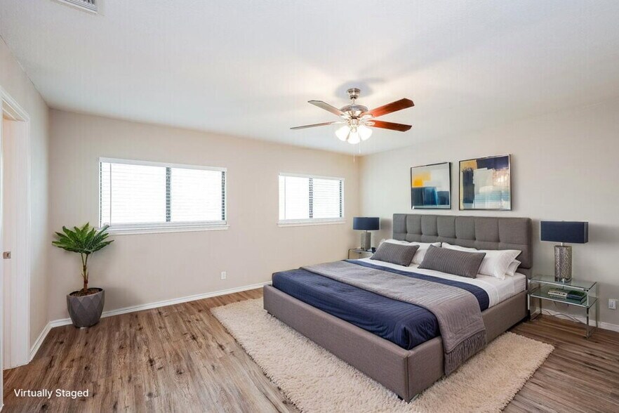 Building Photo - 9842 Morningfield