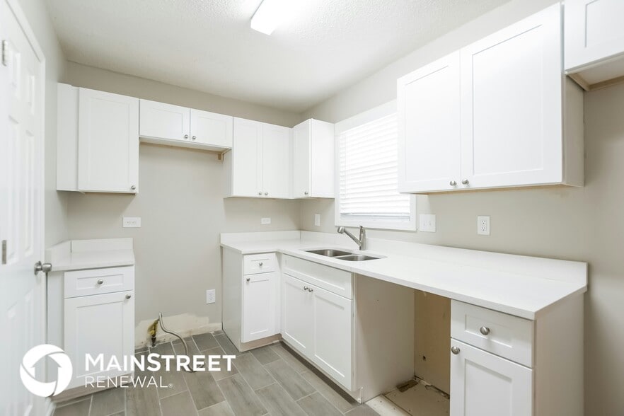 Building Photo - 206 Ivy Crest Dr
