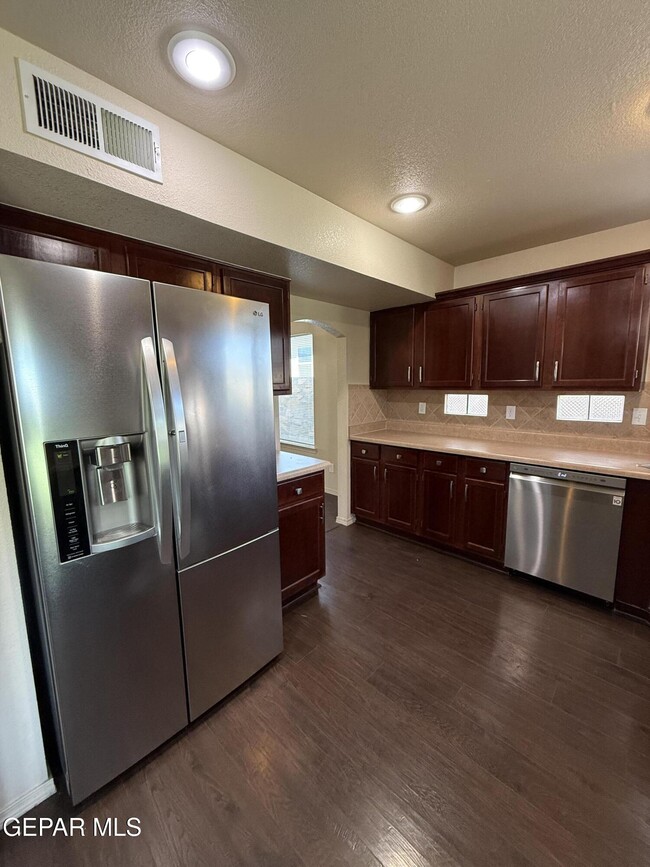 Building Photo - 12557 Paseo Lindo Dr