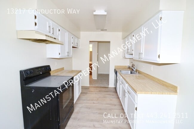 Building Photo - 13217 Conductor Way