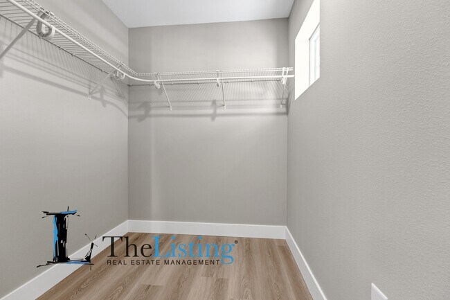 Building Photo - 39 SE 15th Terrace