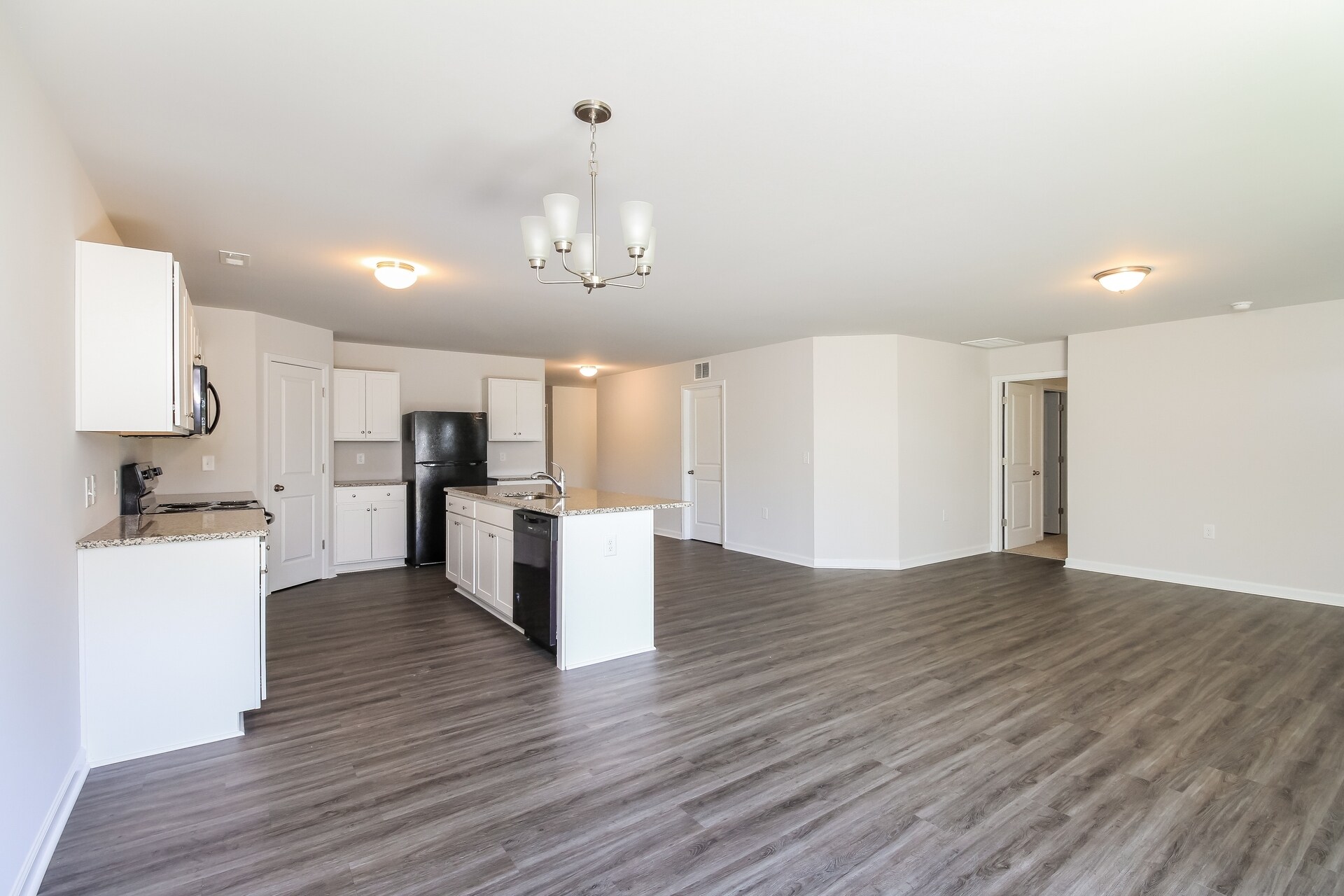 Building Photo - 2918 Ember Brooke Ct