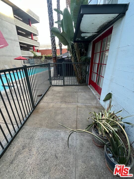 Building Photo - 420 San Pedro St