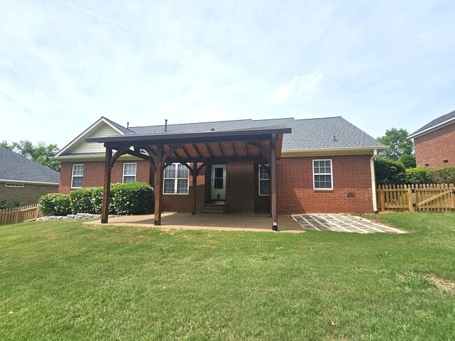 Building Photo - 309 Burgamy Way