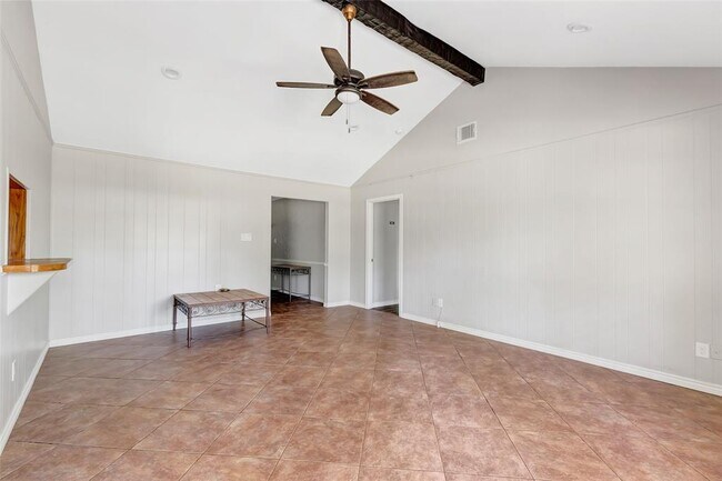 Building Photo - 2414 Chanay Ln