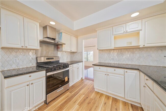 Building Photo - 2605 Indian Creek Rd