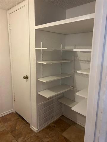 Building Photo - 840 Creekside Dr