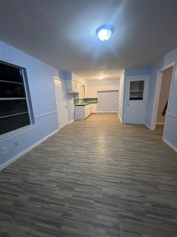 Building Photo - 1102 11th St