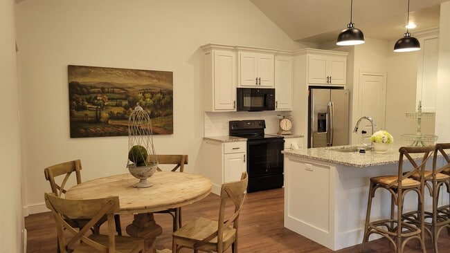 Building Photo - 7204 22nd Pl