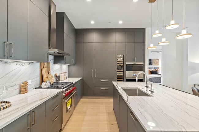 Building Photo - 19355 N 73rd Way