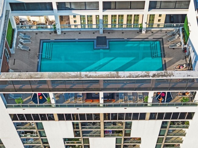 Building Photo - 151 SE 1st St