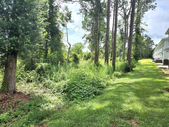 Building Photo - 8932 Brigade Trail