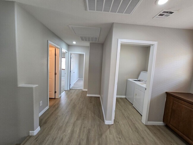 Building Photo - Rhodes Ranch 2 Story Rental