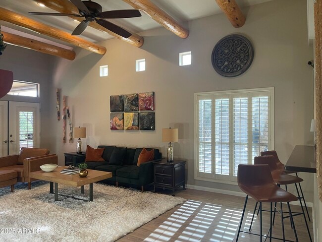 Building Photo - 6020 E Rancho Manana Blvd