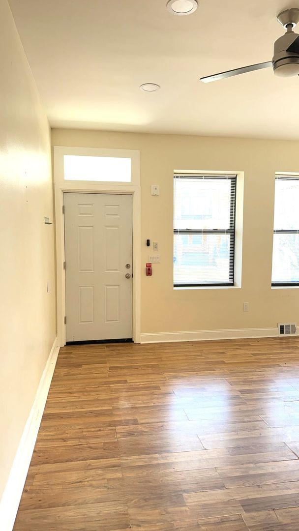 Building Photo - 451 W Bringhurst St