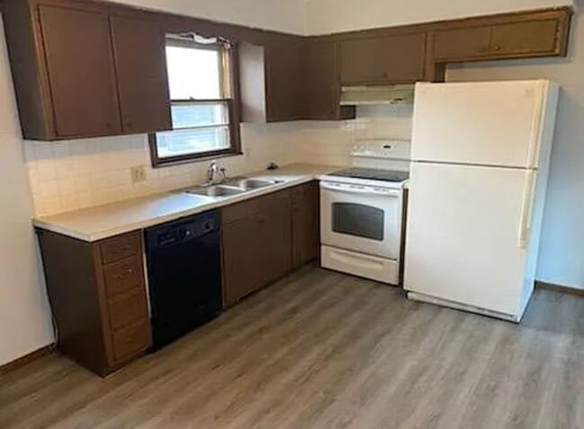 Building Photo - 1440-1442 E Cairo