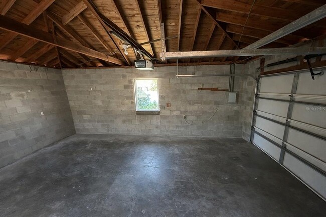 Building Photo - 2812 N Munro St