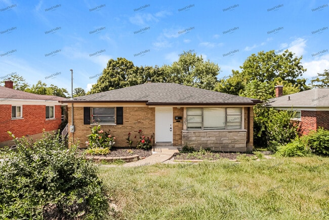 Primary Photo - 6585 Daly Rd