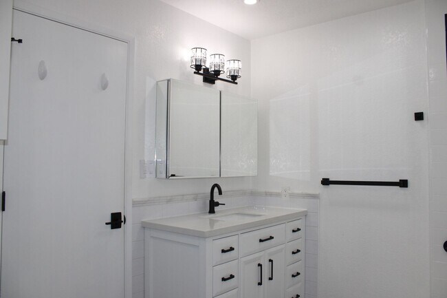 Building Photo - 7610 Woodborough Dr