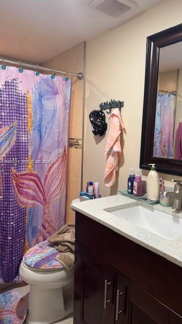 Building Photo - 8290 Lake Dr