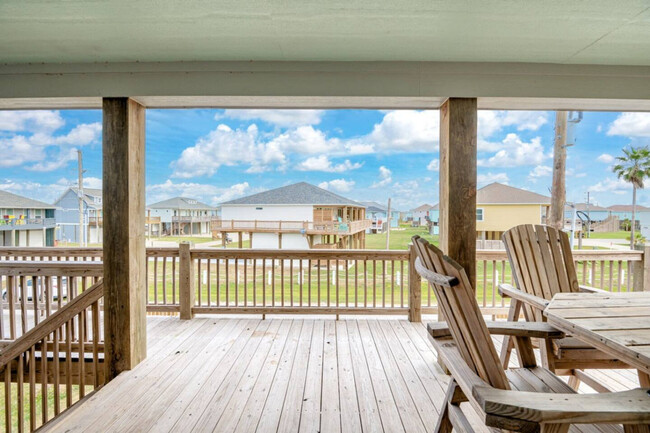 Building Photo - 951 Gulf Shores Dr