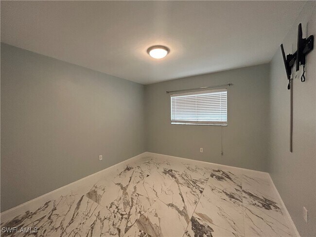 Building Photo - 2346 Naples Trace Cir