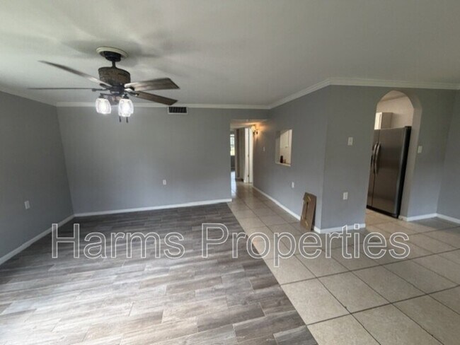 Building Photo - 3630 Fish Hook Ln