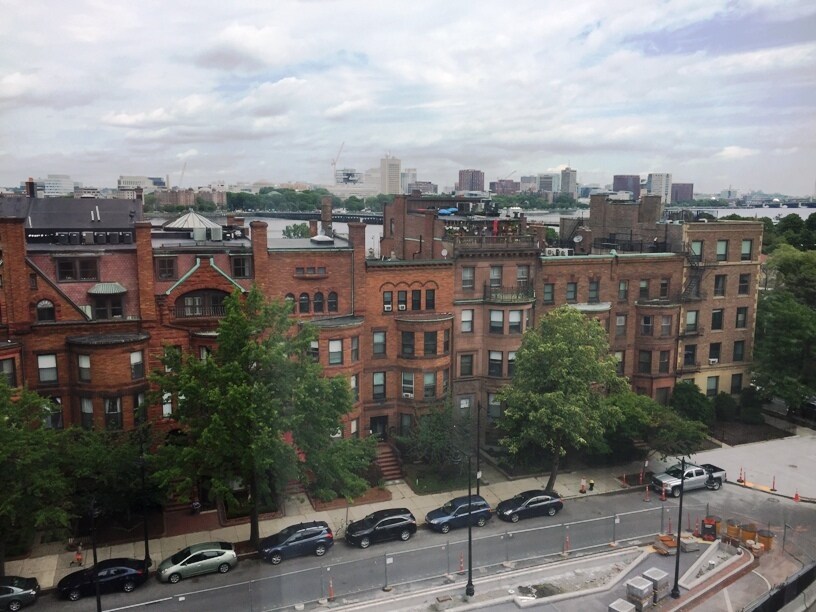 Building Photo - 471 Commonwealth Ave