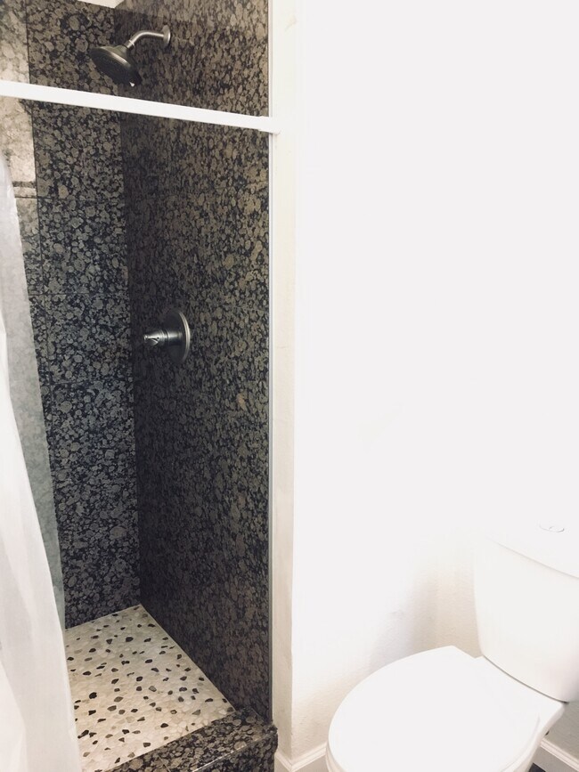 Building Photo - 1111 Central Ave