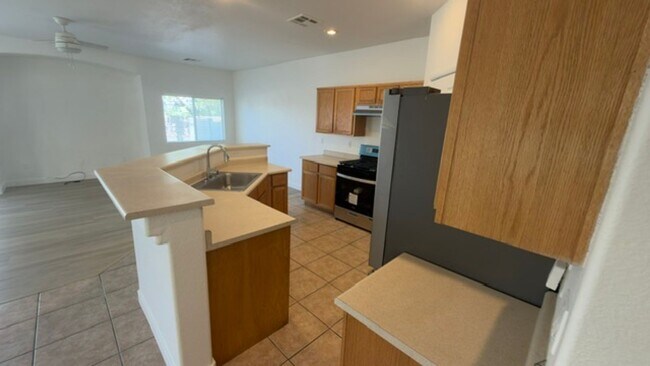 Building Photo - 1286 Capital Gains Dr