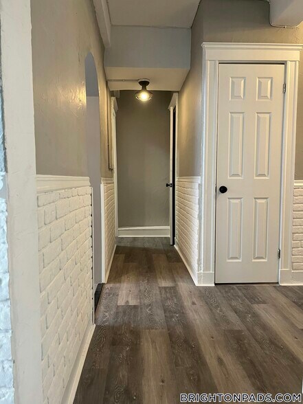 Building Photo - 5 Vinal St