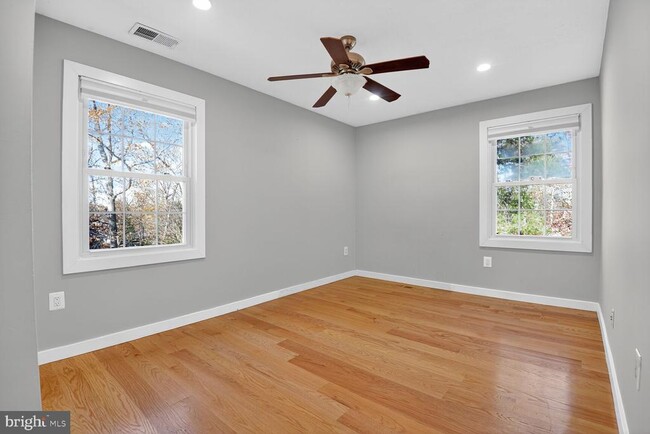 Building Photo - 14982 Gold Post Ct