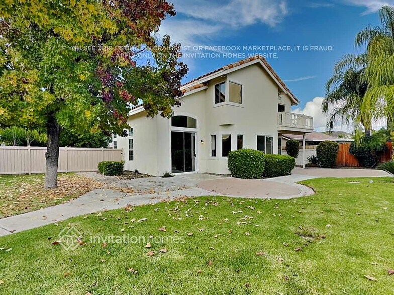 Building Photo - 41 Corte Rivera