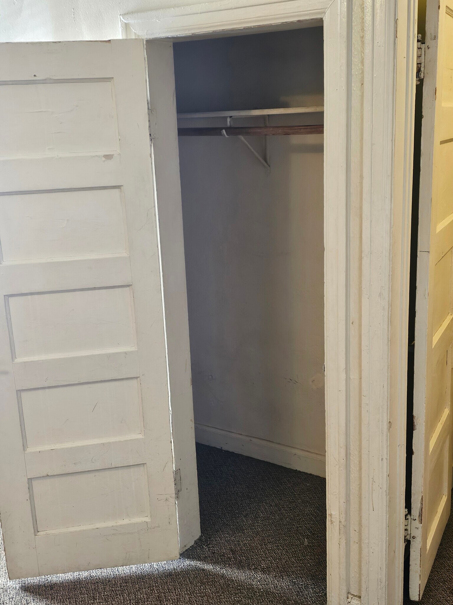 Building Photo - 393 S Eastern Ave