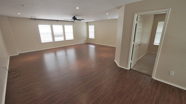 Building Photo - 21211 Bridge Springs Ln