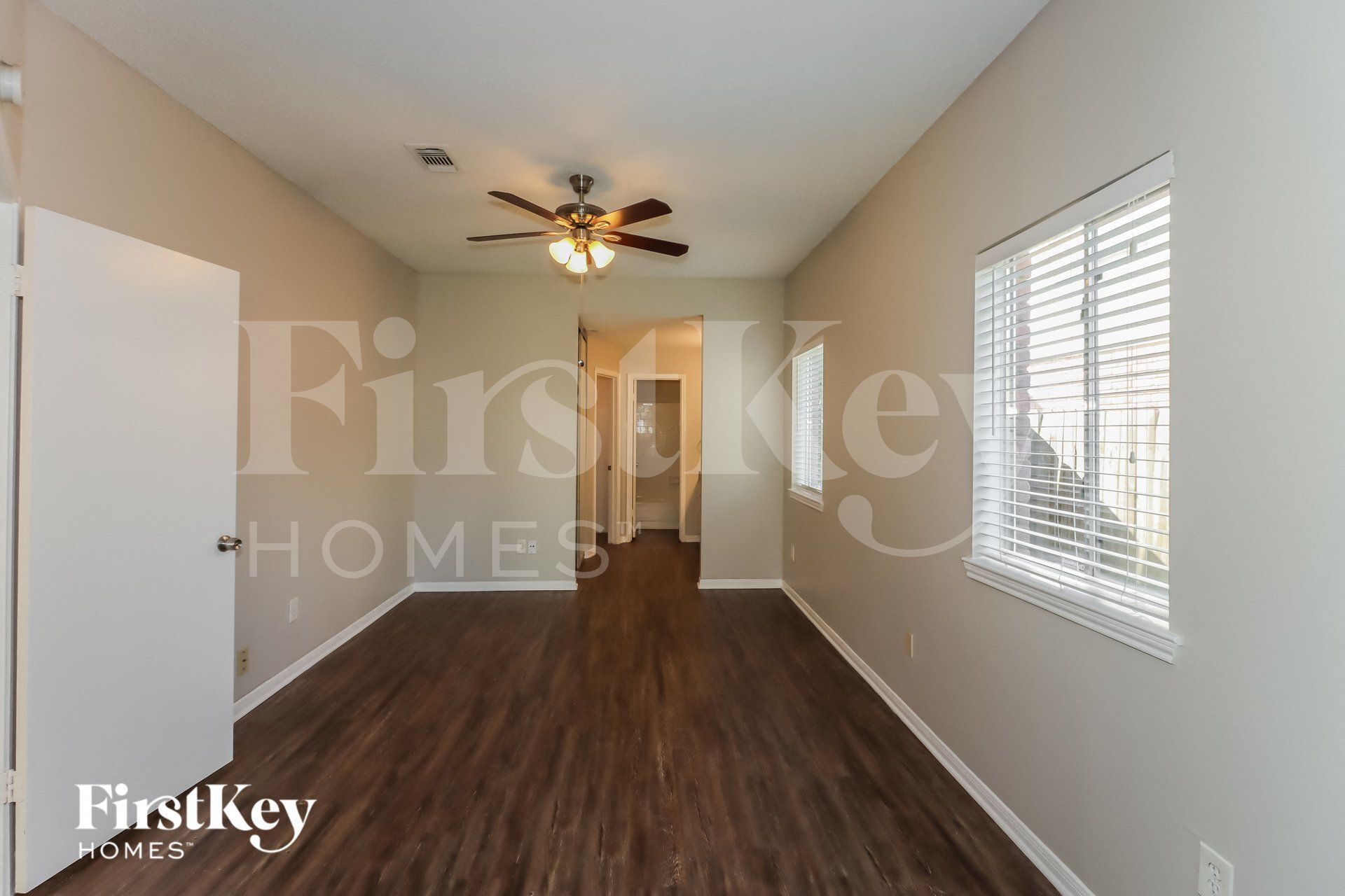 Building Photo - 21219 Park Bluff Dr