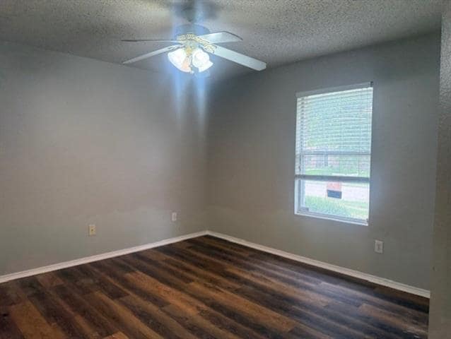 Building Photo - 1202 Scottsdale Dr