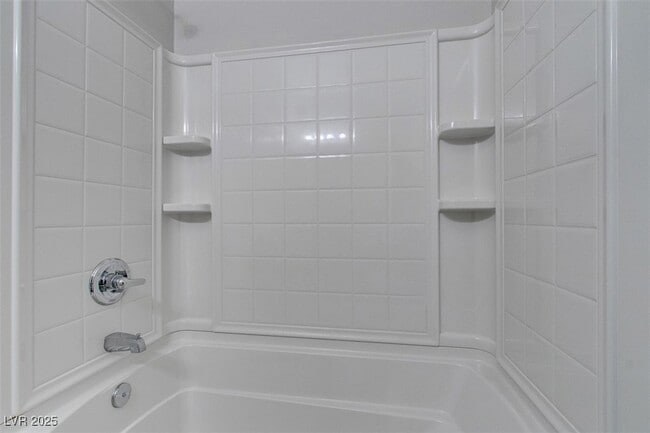 Building Photo - 23 Hudson Canyon St