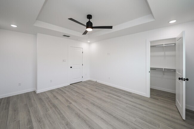 Building Photo - 8218 Casa Verde Rd