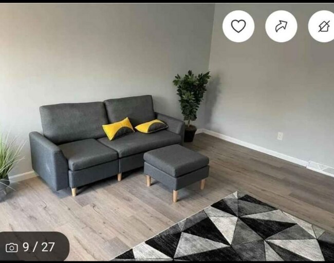 Building Photo - 119 S Academy St