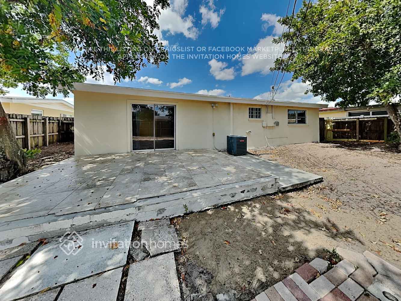 Building Photo - 11674 Oleander Dr