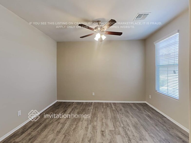 Building Photo - 18064 W Carlota Ln