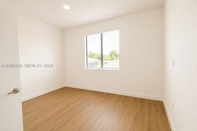 Building Photo - 19428 SW 125th Ave