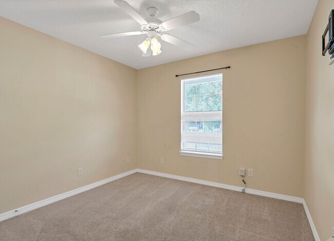 Building Photo - 8959 Gristmill Way