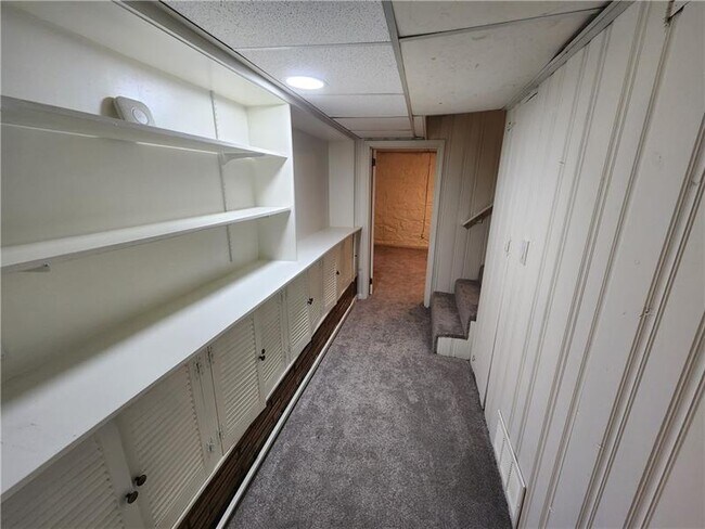 Building Photo - 65 Clarendon Ave