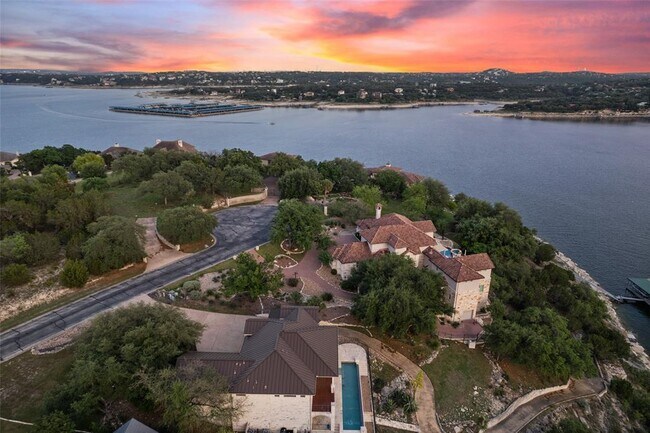 Building Photo - 17813 Kingfisher Ridge Dr