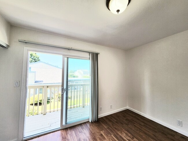 Building Photo - Spacious 4 bedroom in Foster City