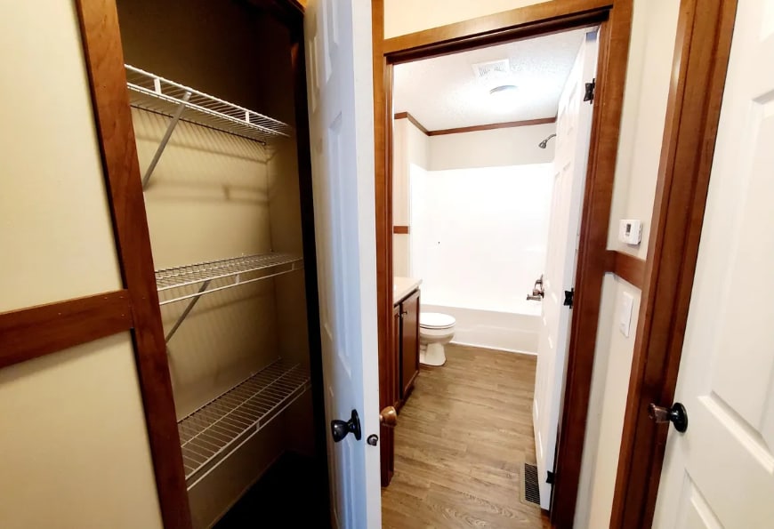 Building Photo - 332 Fox Chase Blvd